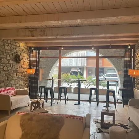 - Piscine Interieure Sauna - Parking Prive Etage 1 - Centre Village - Cami Real - Avec Linge Et Menage De Fin De Sejour Compris Appartement *