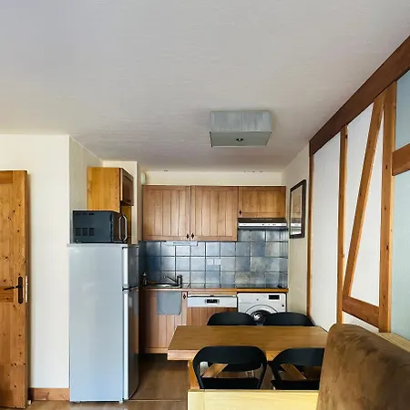 Appartement - Piscine Interieure Sauna - Parking Prive Etage 1 - Centre Village - Cami Real - Avec Linge Et Menage De Fin De Sejour Compris *