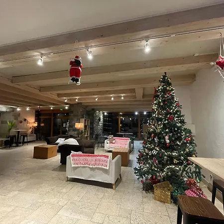 - Piscine Interieure Sauna - Parking Prive Etage 1 - Centre Village - Cami Real - Avec Linge Et Menage De Fin De Sejour Compris * Saint-Lary-Soulan