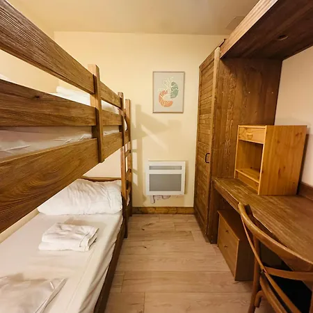 - Piscine Intérieure Sauna - Parking Privé étage 1 - Centre Village - Résidence Cami Réal - Ménage De Fin De Compris