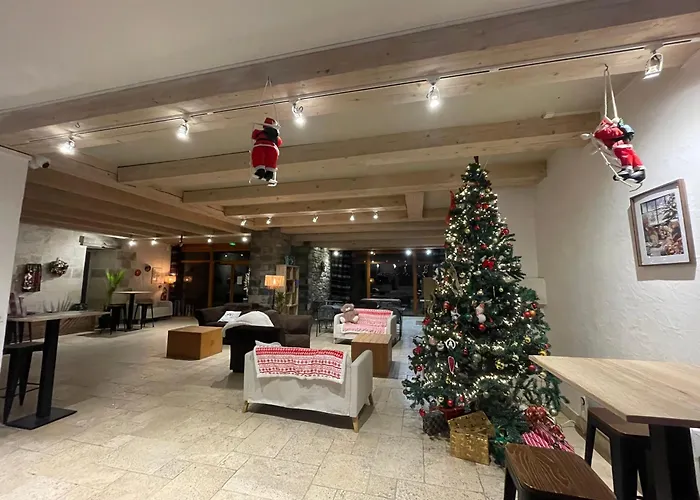 - Piscine Interieure Sauna - Parking Prive Etage 1 - Centre Village - Cami Real - Avec Linge Et Menage De Fin De Sejour Compris * Saint-Lary-Soulan