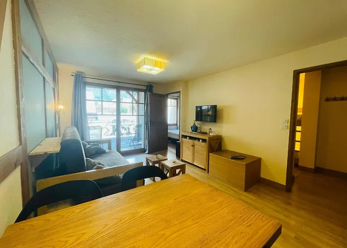 Apartmán - Piscine Interieure Sauna - Parking Prive Etage 1 - Centre Village - Cami Real - Avec Linge Et Menage De Fin De Sejour Compris