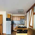 Daire - Piscine Interieure Sauna - Parking Prive Etage 1 - Centre Village - Cami Real - Avec Linge Et Menage De Fin De Sejour Compris *