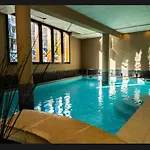 - Piscine Intérieure Sauna - Parking Privé étage 1 - Centre Village - Résidence Cami Réal - Ménage De Fin De Compris Saint-Lary-Soulan