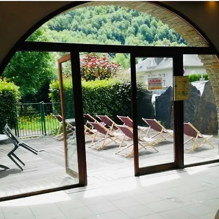 Avec Piscine Interieure Sauna Parking Etage 1 Au Centre Du Village Dans Cami Real *