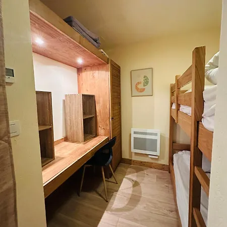 - Piscine Interieure Sauna - Parking Prive Etage 1 - Centre Village - Cami Real - Avec Linge Et Menage De Fin De Sejour Compris Apartamento