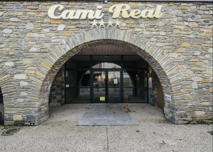 - Piscine Intérieure Sauna - Parking Privé étage 1 - Centre Village - Résidence Cami Réal - Ménage De Fin De Compris Appartement *