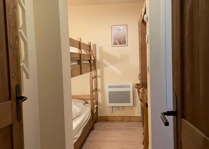 - Piscine Intérieure Sauna - Parking Privé étage 1 - Centre Village - Résidence Cami Réal - Ménage De Fin De Compris * Saint-Lary-Soulan